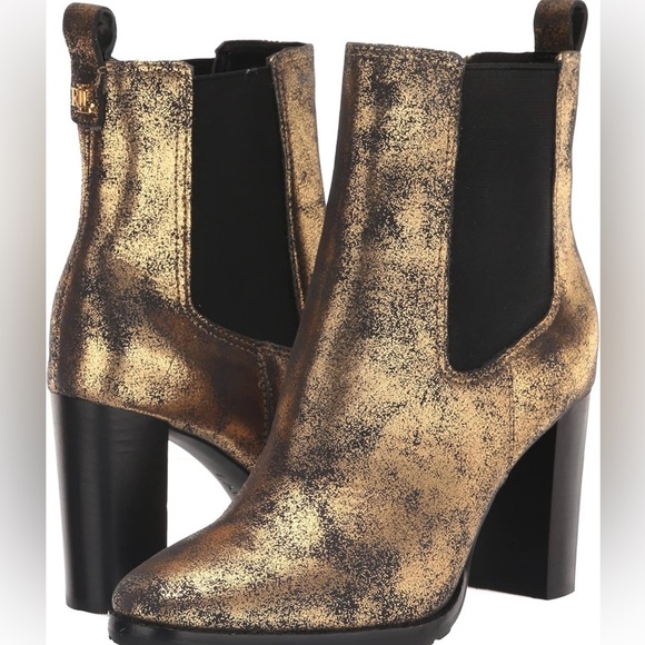 Lauren Ralph Lauren Women's Mylah Bootie Fashion Boot - Picture 1 of 8